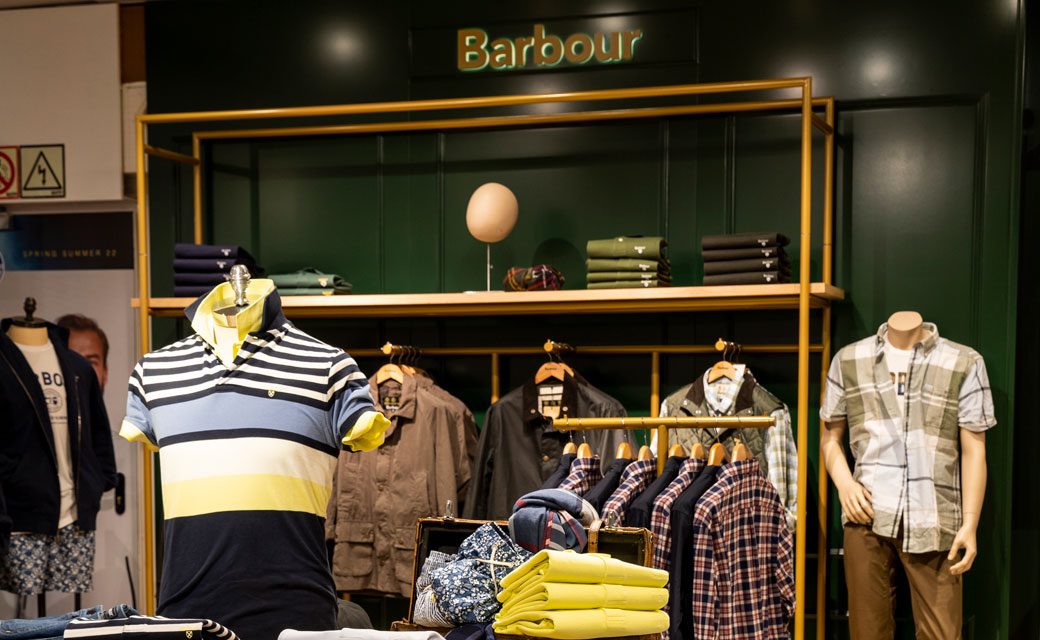 ECI Goya corner Barbour