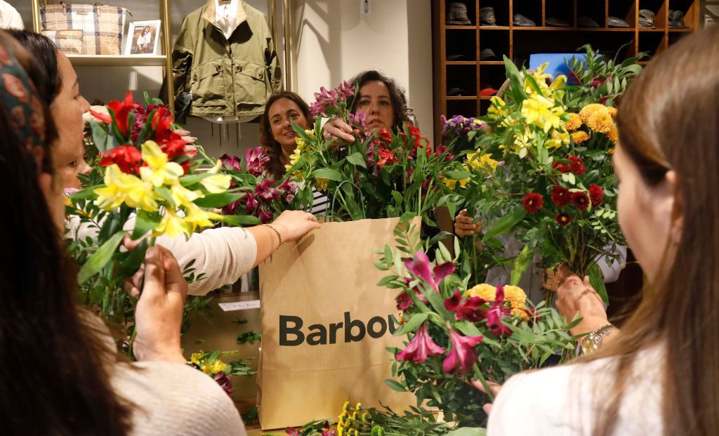 Barbour Organiza Un Taller Floral En Su Nueva Store De Gij n Ogoza