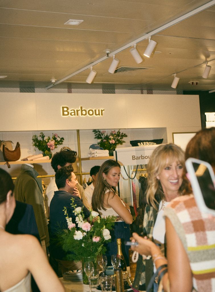 ECI Corner Barbour Woman